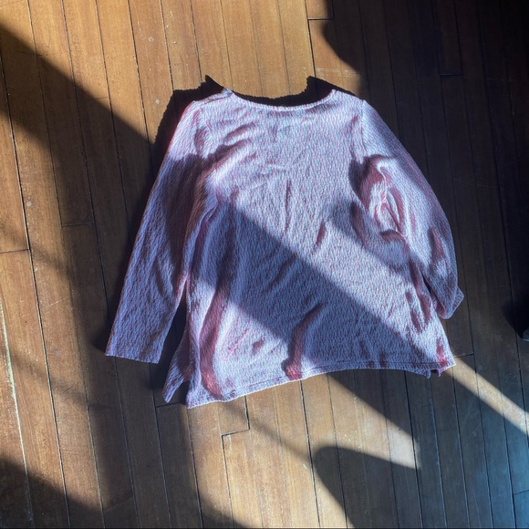 Pink long sleeves t-shirt - Picture 3 of 3